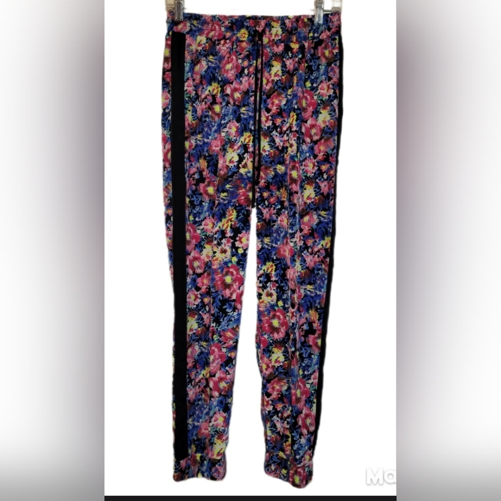 Arden B Satin Pull On Ankle Joggers Size Small Black Accent Stripe